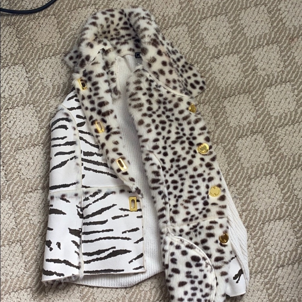 Fur vest